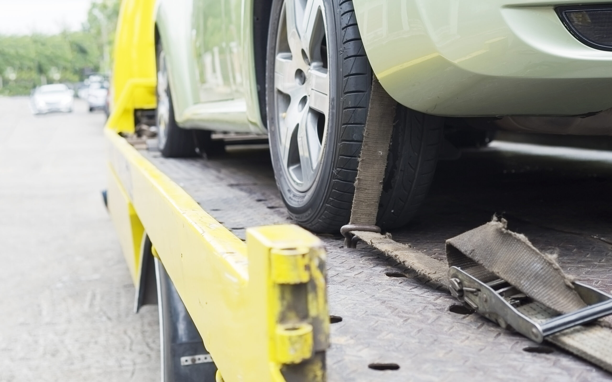 car transporter breakdown lorry working using locked belt transport other green car
